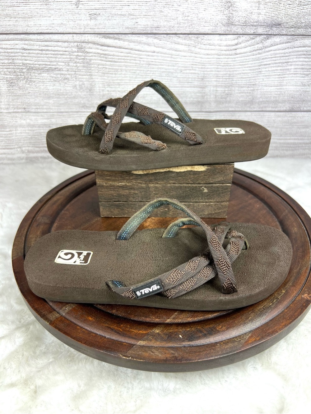 Teva Women’s Brown Mush Thong Flip Flop Sandals Shoes Size 6 Outdoor Boho Beach - Picture 10 of 11